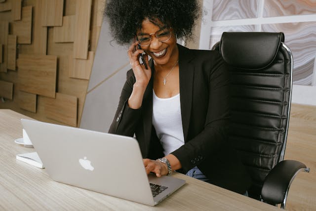 cover letter, resume, job application, employer, hiring manager, personalization, communication skills, relevant experience, career change, employment gaps, job position, qualifications, effort, interest, motivation, company research, writing skills, interview, job fit, strengths, professional introduction, job description, applicant advantage, NY Single Mom, cover letter writing services