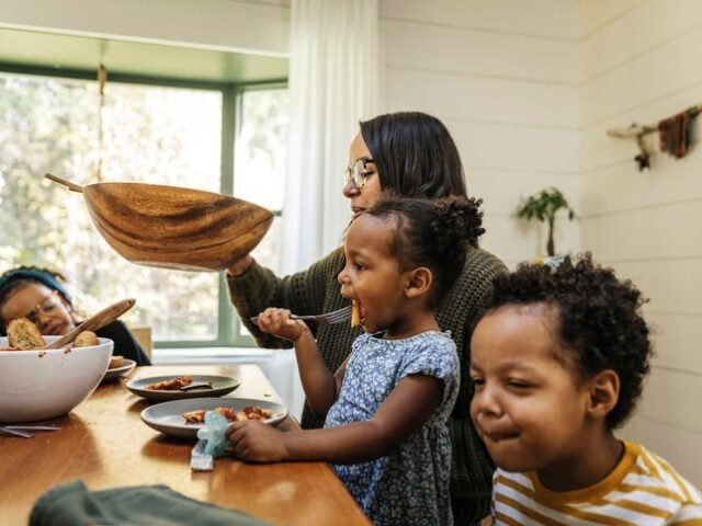 Resetting Your Week: Simple Sunday Planning for Single Moms