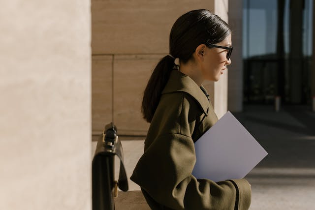 leadership styles, leadership styles for women, women in management, female leadership styles, management leadership styles, leadership development for women, women leaders, workplace leadership styles