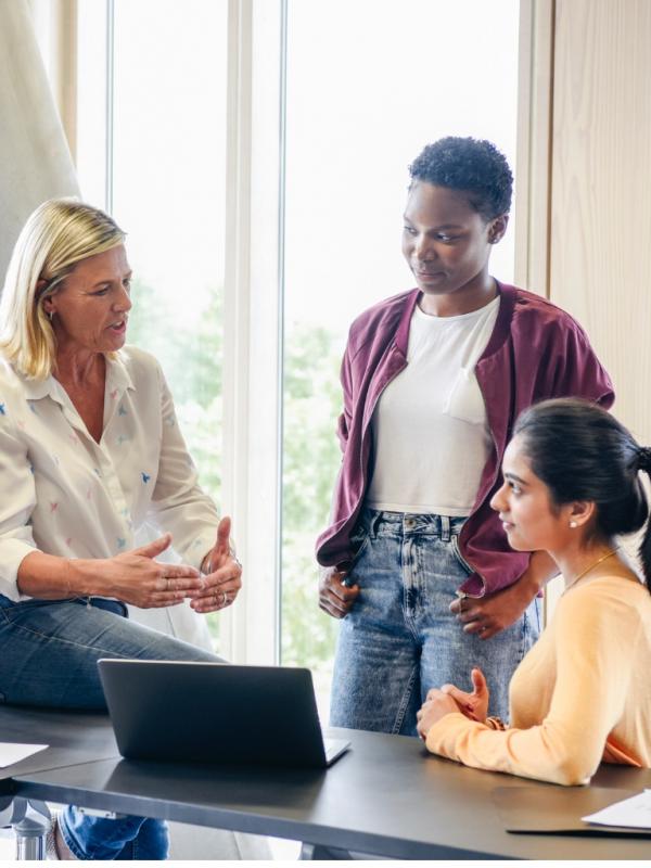 mentorship opportunities, mentorship for new professionals, career mentorship, professional development, finding a mentor, mentorship vs internship, networking for beginners, career growth tips, early career advice, new professionals