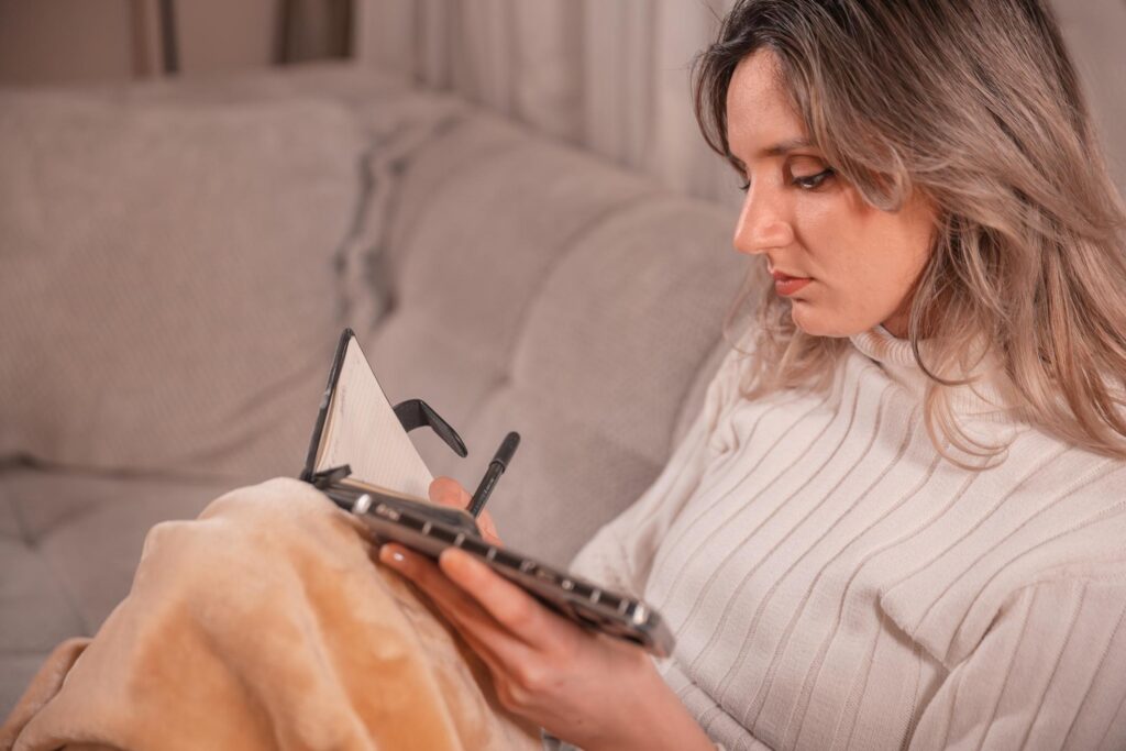 time management, time management tips, productivity tips, busy professionals, work efficiency, task prioritization, time blocking, focus techniques, work life balance, productivity strategies