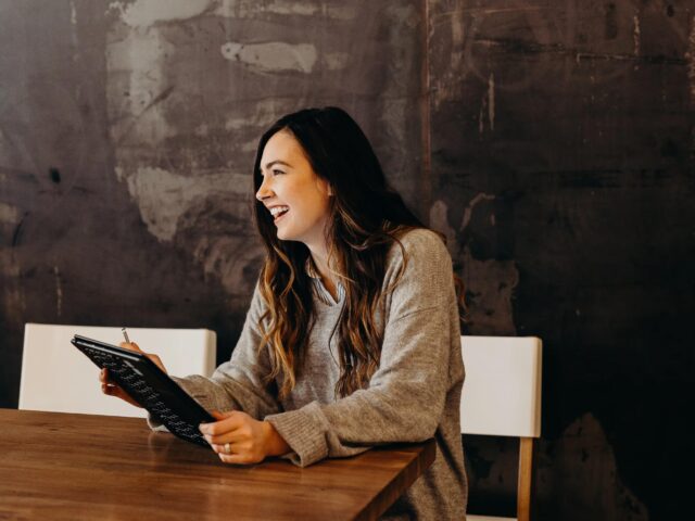 LinkedIn Profile Writing Services for Women