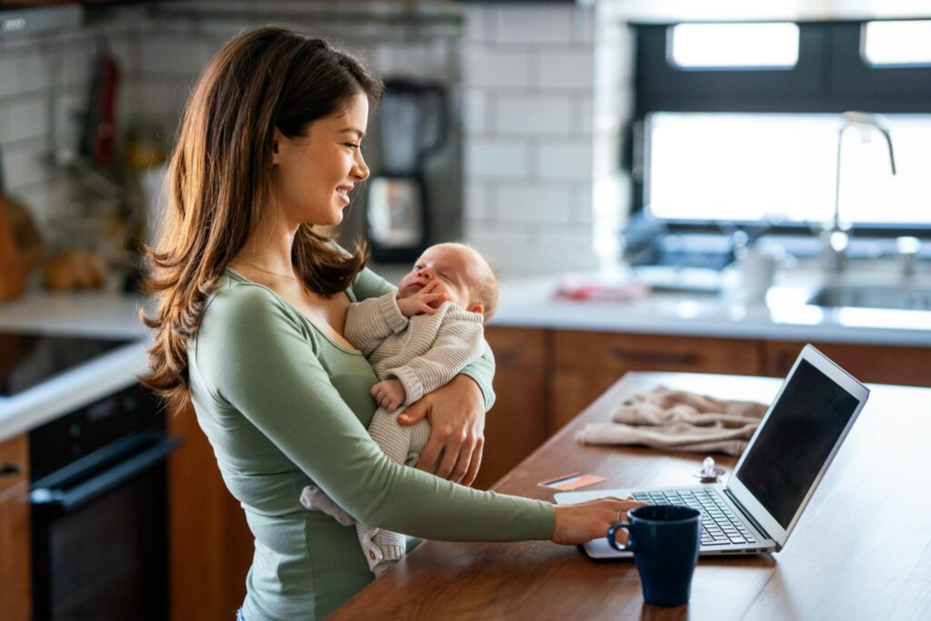 resume writing, resume writing services, moms reentering workforce, return to work moms, career break resume, resume help for mothers, ATS resume writing, resume after maternity break, women career restart, professional resume services