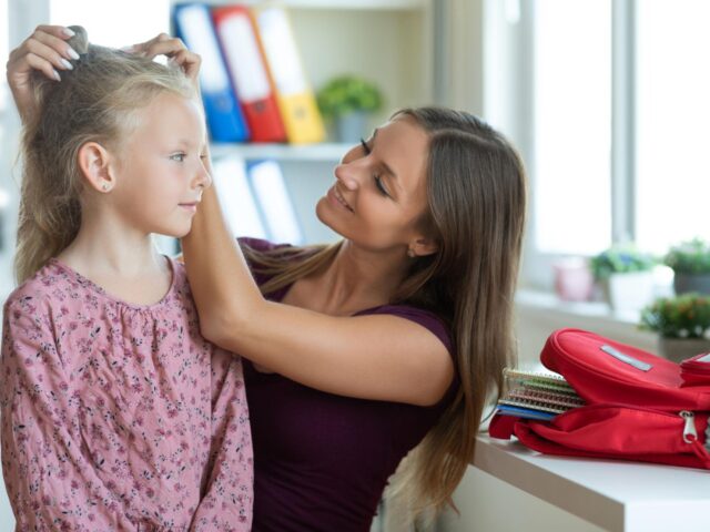 Single Mom Hacks for Busy School Mornings