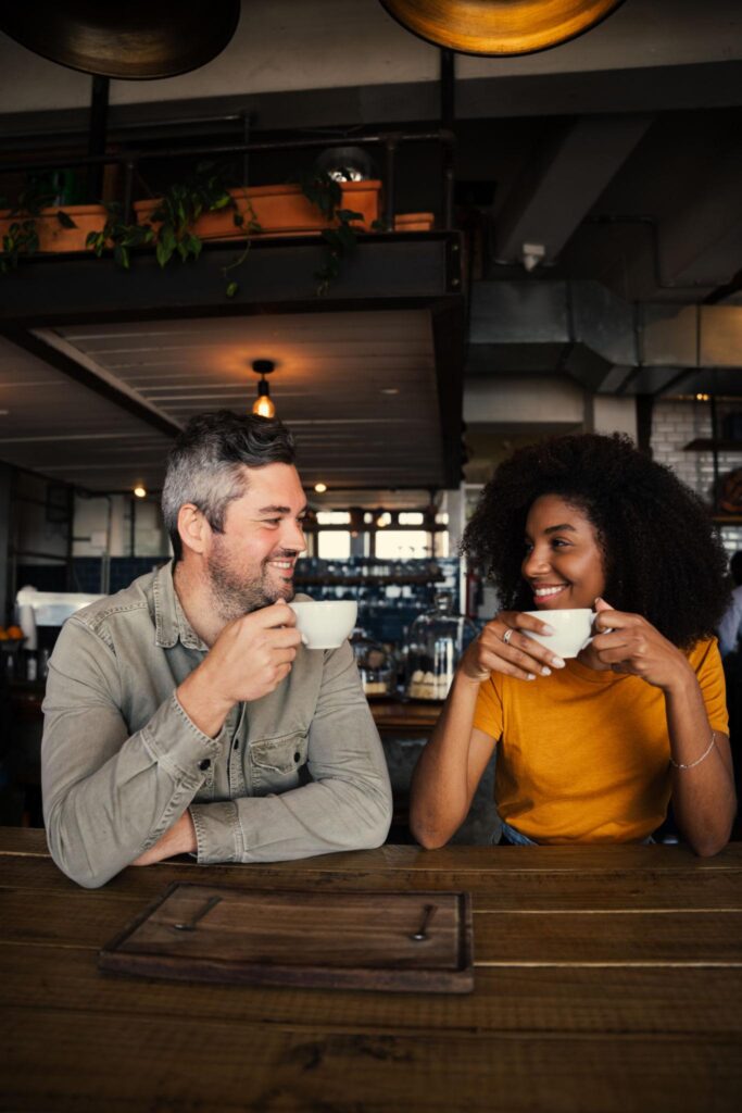 single moms, should single moms date, single moms dating 2026, dating advice for single moms, single mothers relationships, single moms love life, dating as a single mom, pros and cons of dating, single parent dating tips, relationships for single moms, single mom