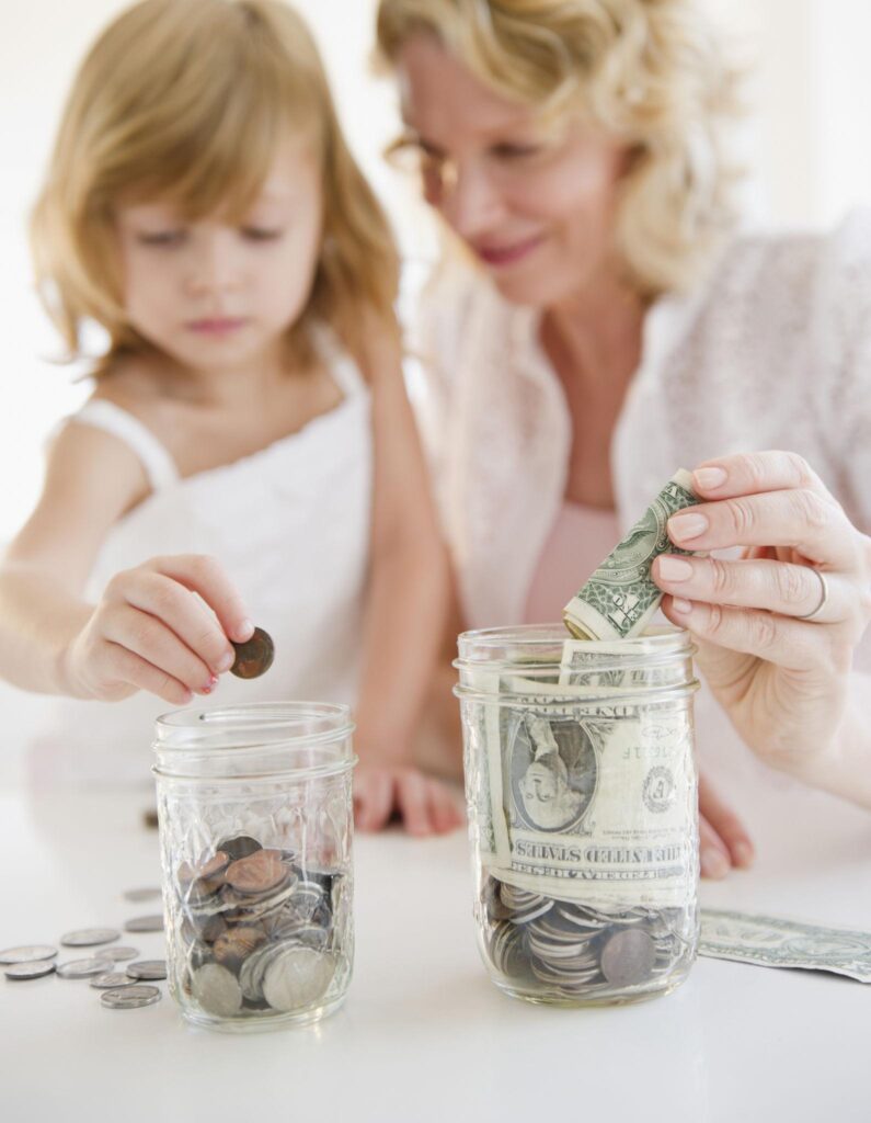 single mom, financial tips for single mom, budgeting for single moms, saving money as a single mom, debt help for single mom, money habits for moms, financial planning single mom, long-term financial success