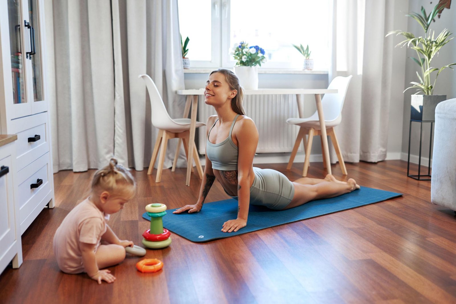 Daily Routine Single Mum Self-Care Routines for Single Moms on a Budget - NY Single Mom