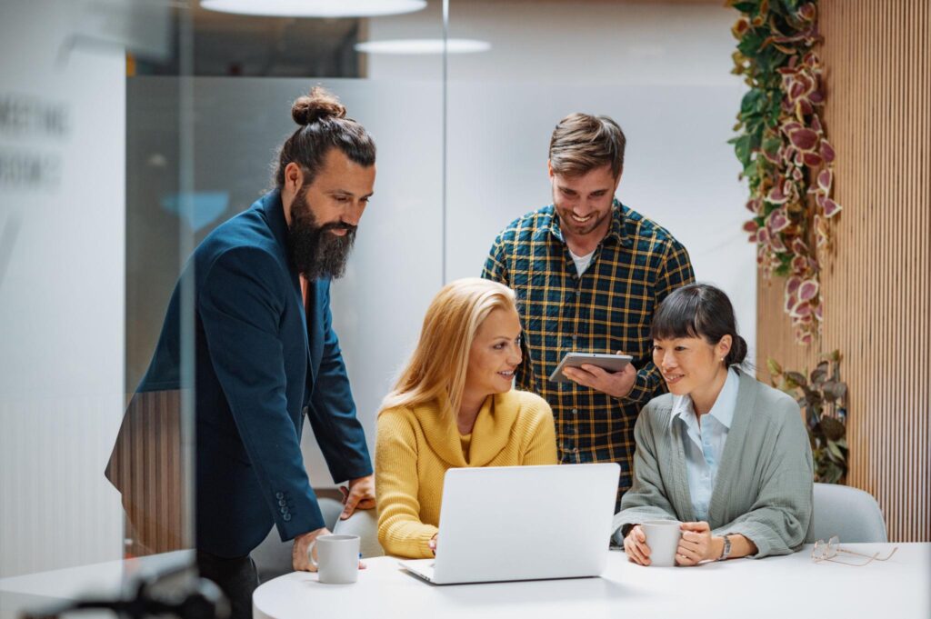 AI, remote business, AI tools, artificial intelligence, remote work, ChatGPT, startup automation, AI customer support, AI content creation, remote collaboration tools, lean startup, digital entrepreneurship, market research, business automation, startup costs