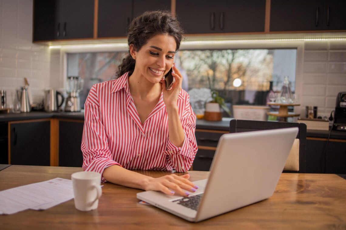 AI tools, best AI tools, AI tools for moms, single mom, single moms, single mom business ideas, AI business tools, home business productivity, AI marketing tools, AI content creation, affordable AI tools, business automation, AI tools for entrepreneurs, work from home moms