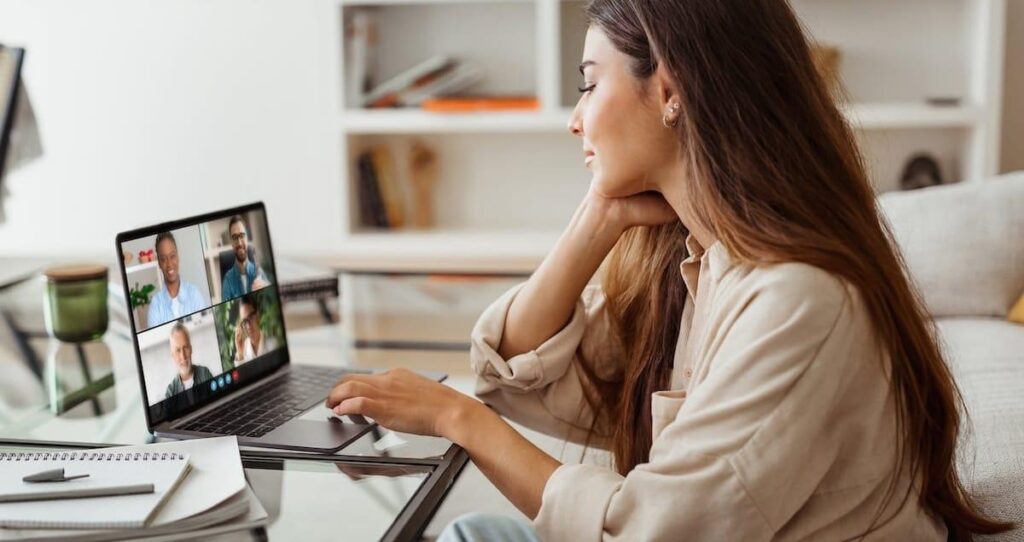 remote work, AI business tools, side hustle startup, remote freelancers, ChatGPT for business, AI automation, startup growth, remote business, business planning, AI customer service, remote teams, entrepreneurship, scalable startup, remote collaboration, digital business