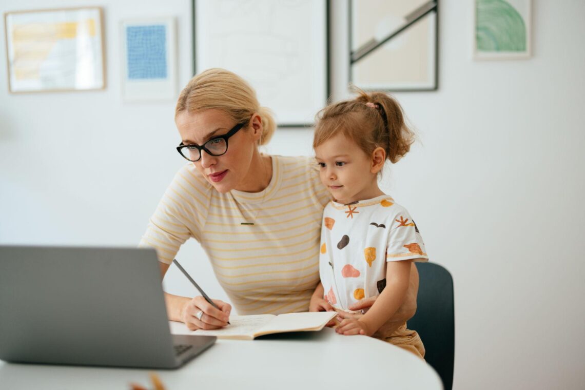 business plan, single mom, single moms, single mom business ideas, work from home for moms, remote work, online business, AI business ideas, ChatGPT business, home business, business plan for moms, work from home jobs, small business tips, entrepreneur mom, startup guide, flexible jobs for moms, side hustle ideas