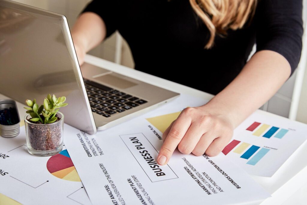 career coaching, increase salary for women, salary negotiation tips, career growth strategies, women career advancement, higher paying jobs for women, professional development for women, career confidence building