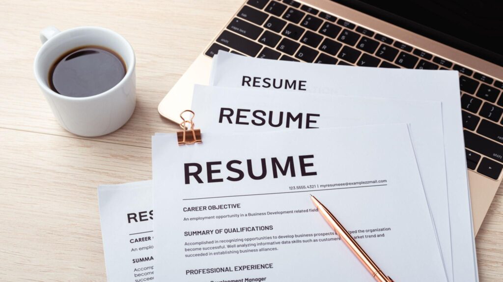 career coaching, single moms, single moms careers, higher paying jobs for single mothers, career growth for moms, flexible high paying jobs, salary negotiation tips, remote jobs for moms, career advancement strategies