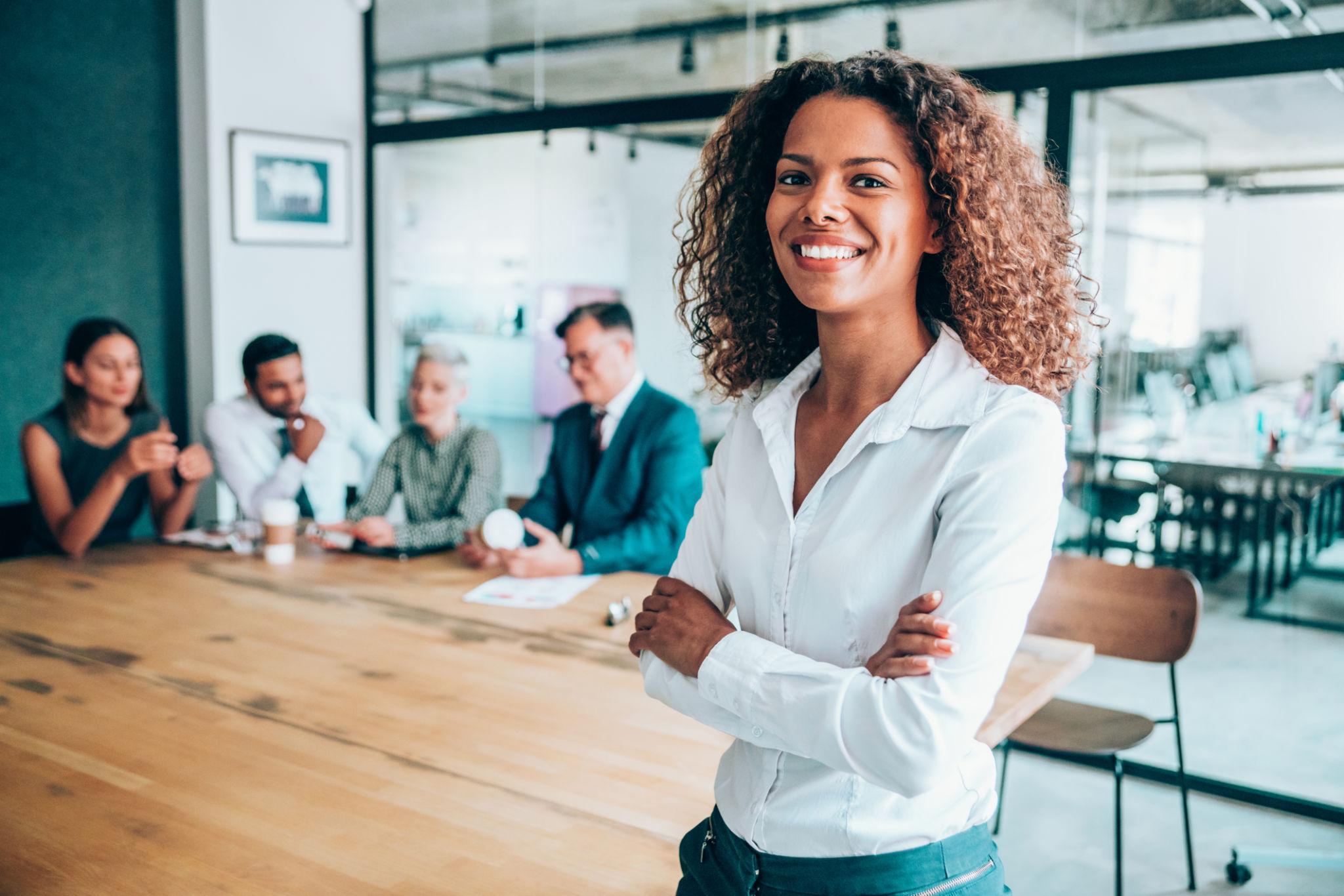 confidence tips, single mom, women returning to work, career confidence, workforce reentry, single mom career advice, job interview confidence, career break tips, workplace confidence, resume tips for women, professional development, confidence building, networking for women, career growth, working moms, self-confidence for women