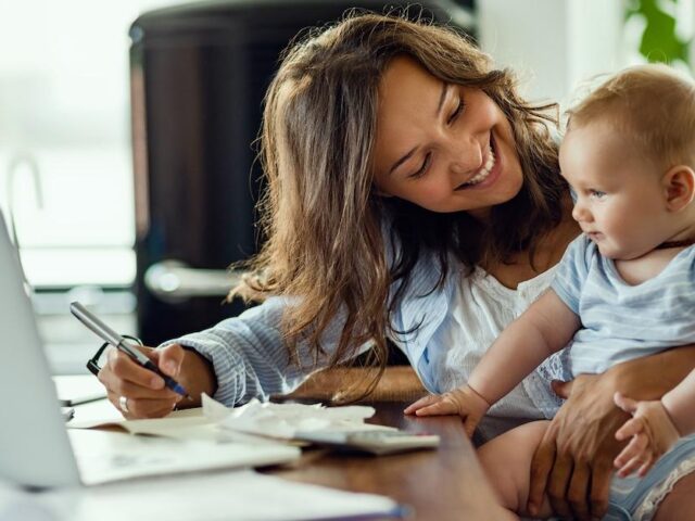 Build Financial Stability as a Single Mom