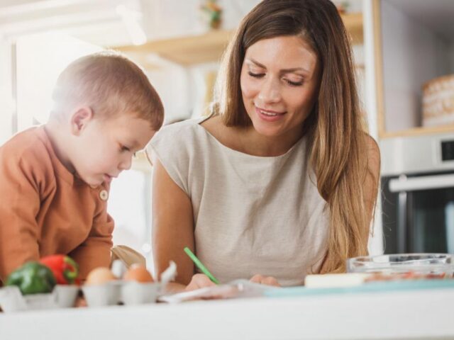 Healthy Eating Tips for Busy Single Moms