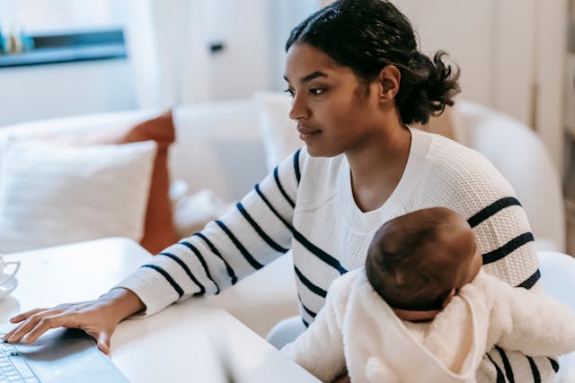 mental health tips, single mom, mental health for moms, self-care for moms, overwhelmed moms, stress management, parenting stress, emotional wellness, self-care tips, work-life balance, mental wellness, single parent support, mom burnout, healthy habits, mindfulness for moms