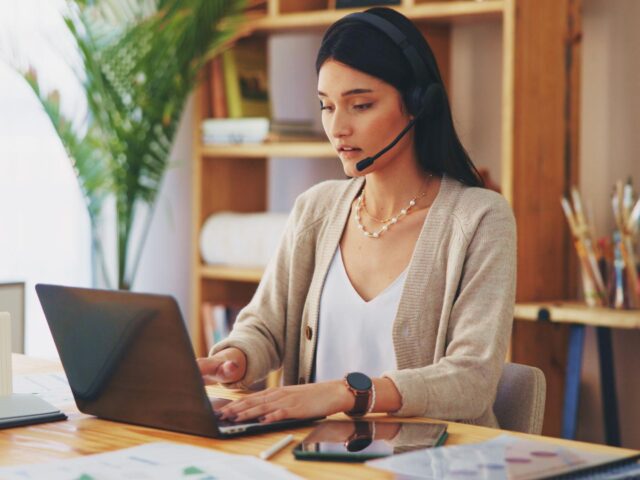 Online Business Ideas for Single Moms With No Experience