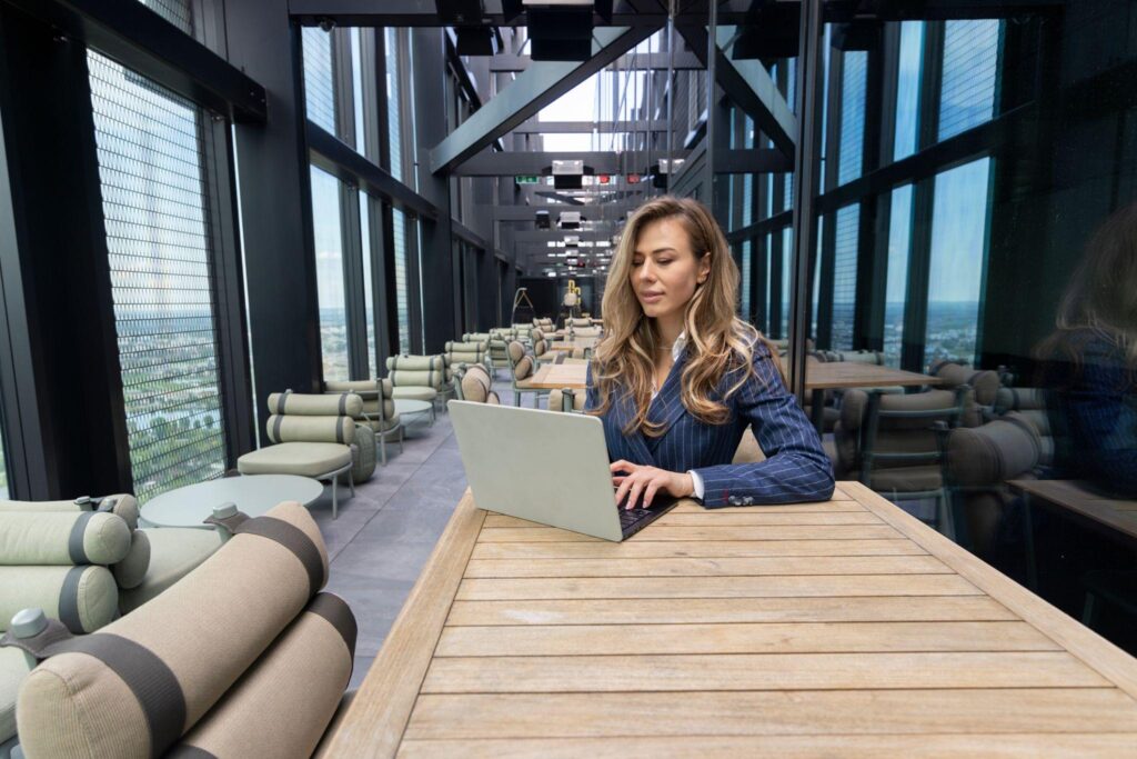 remote business, remote business ideas, single mom business, work from home, online income, freelance writing, virtual assistant, blogging, affiliate marketing, digital products, online tutoring, social media management, remote work opportunities, business ideas for moms, flexible business ideas