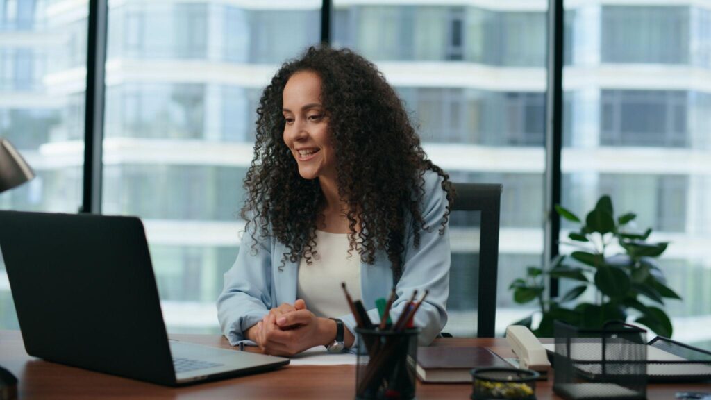 resume tips, career pivot, career pivot for women, resume for career change, transferable skills resume, resume writing tips, ATS resume optimization, professional summary examples, job search tips for women
