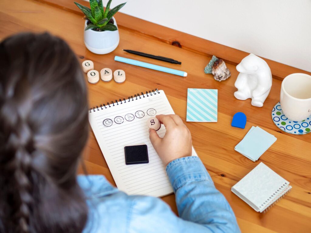 financial planning, financial planning for single moms, single mom finances, budgeting tips, money management, emergency fund, debt payoff, retirement planning, personal finance, financial goals, saving money, financial security, family budgeting, wealth building, financial literacy, single mom