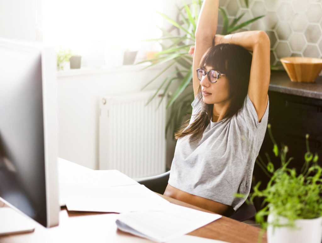 meditation tips, mindfulness, meditation for moms, single mom wellness, single mom, stress management, mindfulness practices, self-care for moms, guided meditation, emotional wellness, mental health, mindfulness exercises, relaxation techniques, parenting stress, healthy habits, wellness routine