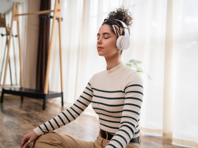 Mindfulness and Meditation Tips for Single Moms