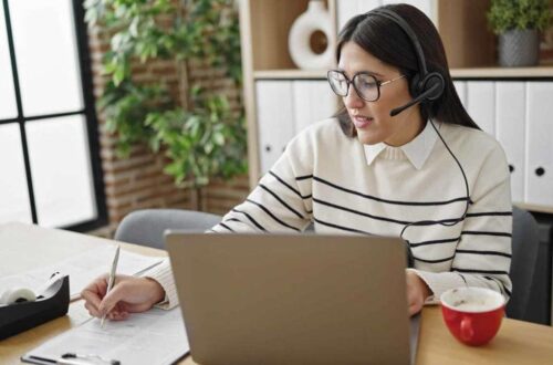 remote work, work from home, remote jobs, family life, work life balance, single mom, remote career, productivity, flexible work, home office, remote worker, parenting, family management, work from home tips, remote employment, time management, professional growth, remote workforce, virtual work, work from anywhere