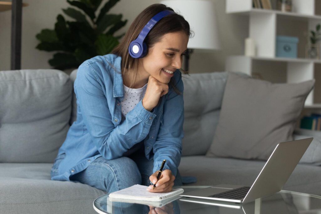 remote work, work from home, remote jobs, productivity tips, working from home with kids, remote work advice, single mom, flexible work schedule, work-life balance, remote career, parenting and work, home office, productivity hacks, family life, virtual work