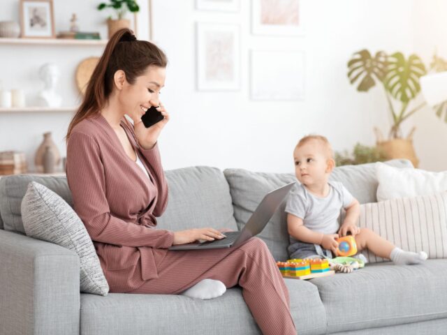 Remote Work Success: Balancing Career Growth and Family Life
