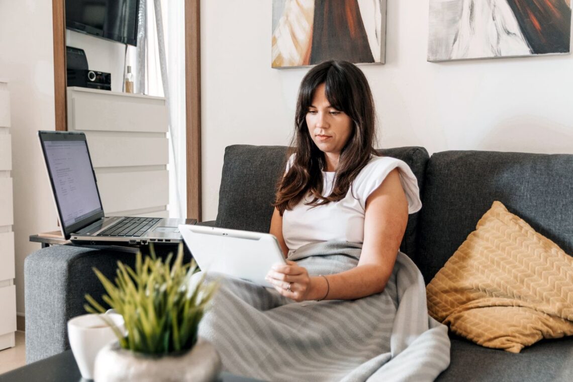 remote work, time management, remote work productivity, work from home, time blocking, Pomodoro Technique, productivity tips, remote employee, work-life balance, single mom, home office, focus, scheduling, organization, remote career, calendar management