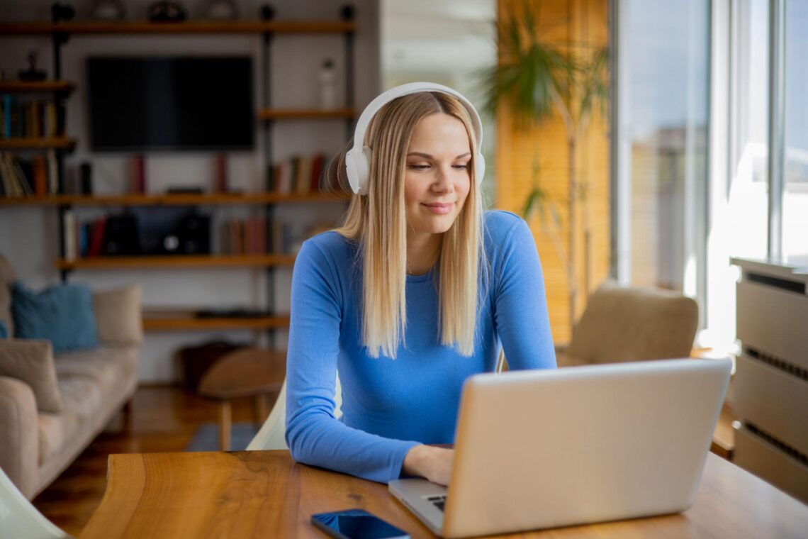 time management, productivity, small business, business productivity, time management tips, entrepreneur, delegation, automation, work-life balance, business owner, single mom, business efficiency