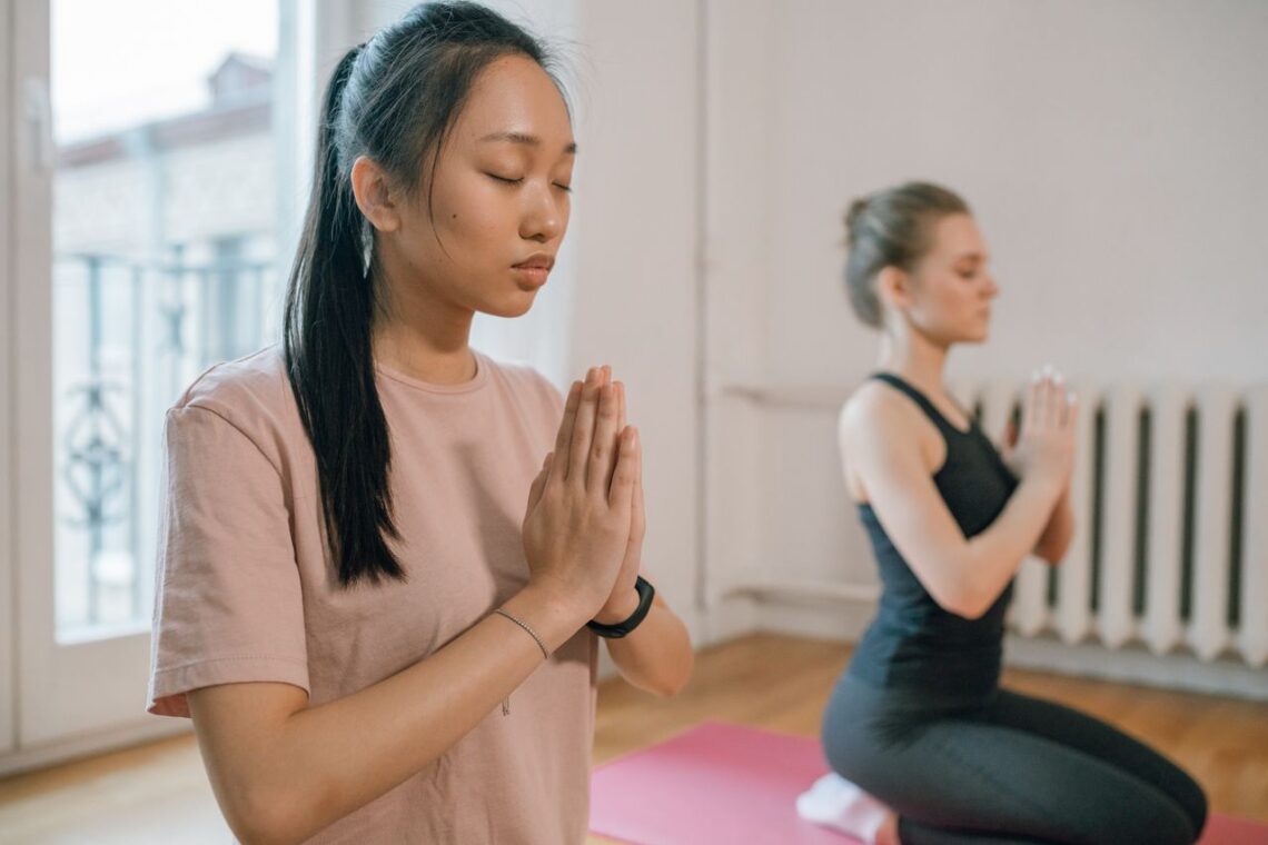 wellness, realistic wellness goals, single mom, healthy habits, self-care, mental wellness, physical wellness, emotional wellness, stress management, healthy lifestyle, busy moms, work-life balance, healthy routines, nutrition, exercise